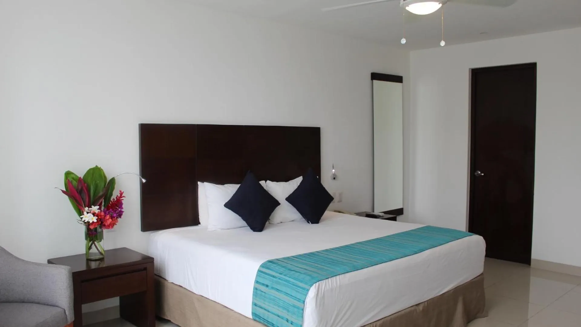 Meson De La Luna Hotel & Spa Merida